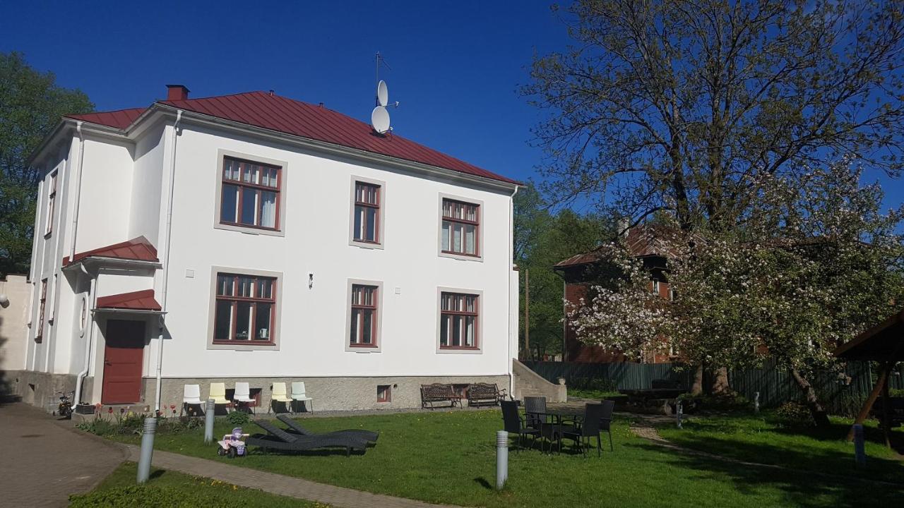 Villa Meri Apartments Pärnu Exterior photo