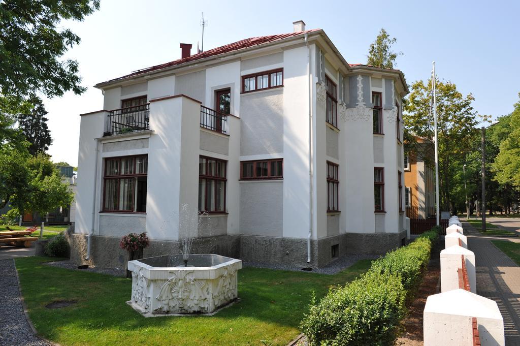 Villa Meri Apartments Pärnu Exterior photo
